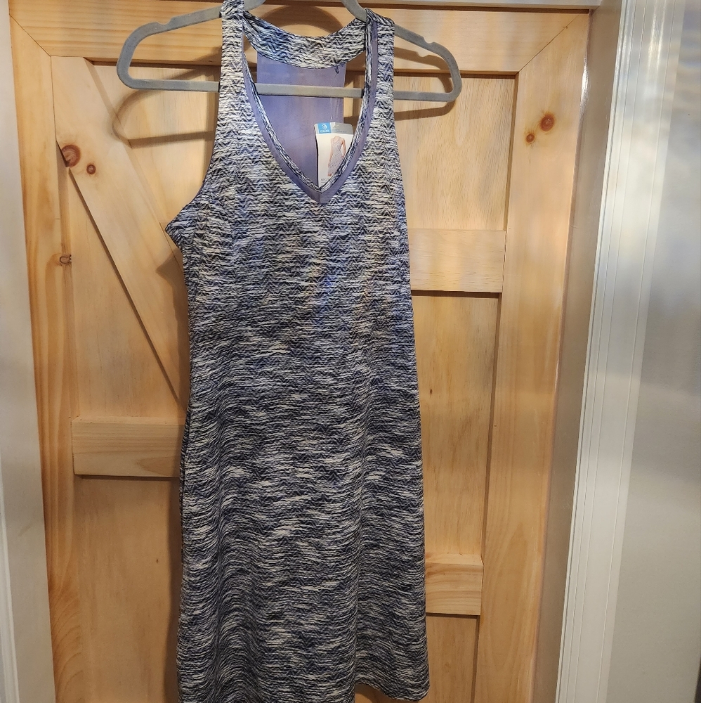 NEW Women's Mondetta travel dress size L